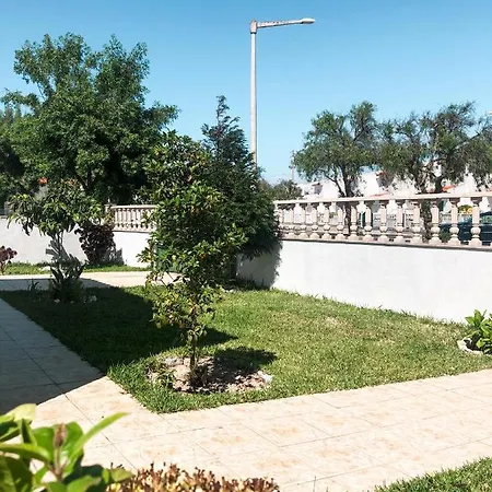 Little Place Daire Nazaré